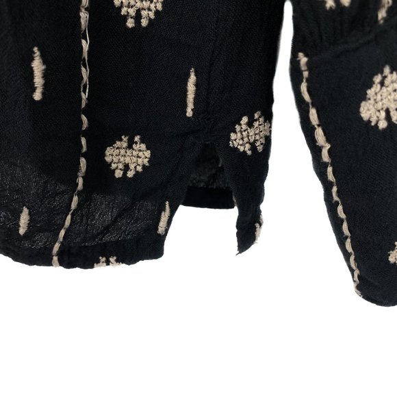 AMUSE SOCIETY Black Cream Embroidered Keyhole Long Sleeve Blouse Size M - Picture 9 of 15